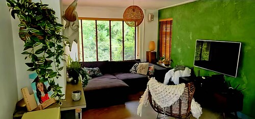 Villa in the forrest of Amsterdam with Pool and Jacuzzi