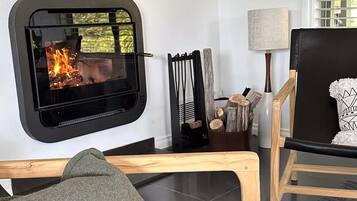 TV connectée, cheminée, vidéothÚque