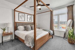 2 bedrooms, iron/ironing board, WiFi, bed sheets