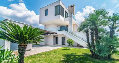 Villa Signature Embrace