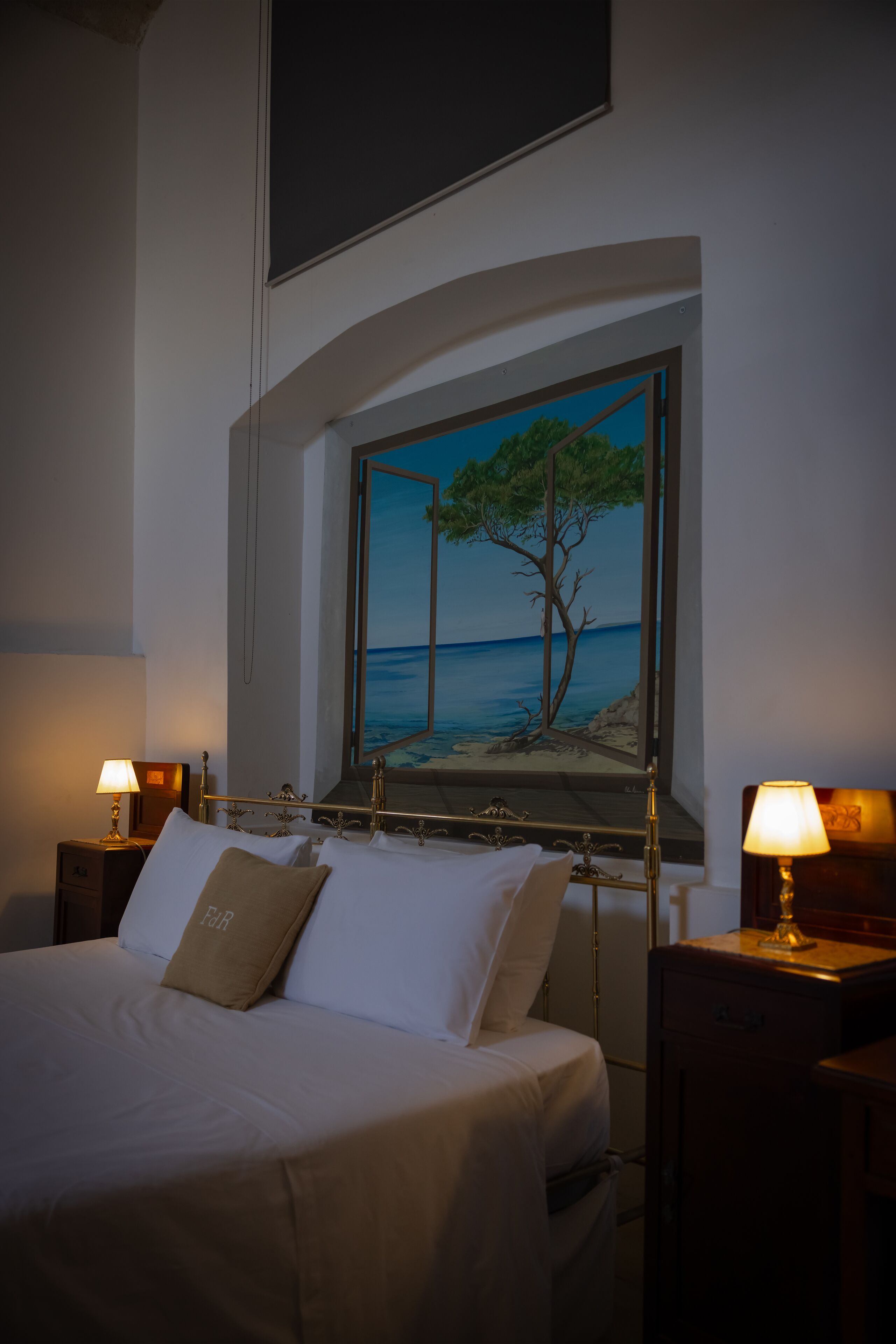 Habitación doble clásica, regadera para personas con discapacidad | Caja de seguridad en la habitación y tabla de planchar con plancha 