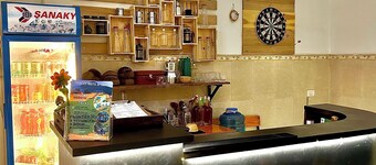 Frontier Hostel & Tours