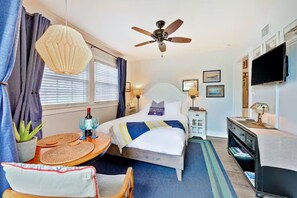 Desk, iron/ironing board, free WiFi, bed sheets