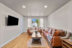 Smart TV - #26 Beautifully Renovated  2 BR Home (Plainville)