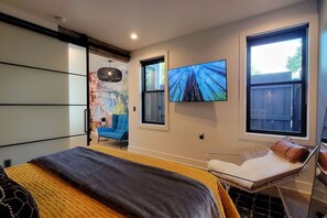 2 habitaciones, escritorio, tabla de planchar con plancha y wifi 