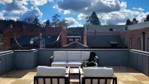 Terrace/patio - Luxurious Station House Suite A (Jacksonville)