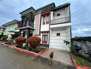 Fachada da propriedade