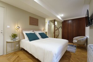 2 slaapkamers, een strijkplank/strijkijzer, reisbedje, gratis wifi