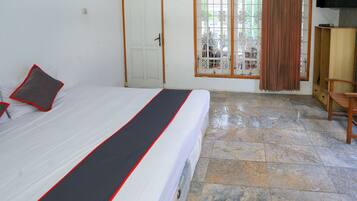 Deluxe Double Room | Premium bedding, desk, free WiFi, bed sheets