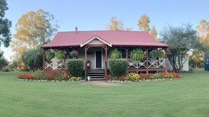 Exterior - River Cottage Retreat - Jalbarragup (Jalbarragup)