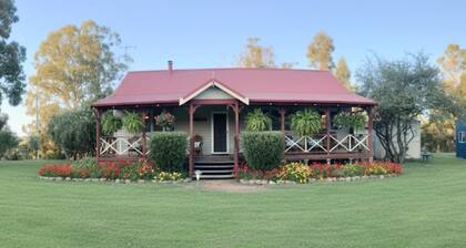 River Cottage Retreat - Jalbarragup