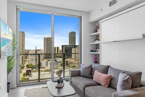 TV - 227 NE 2nd St - Unit 1703 (Miami)