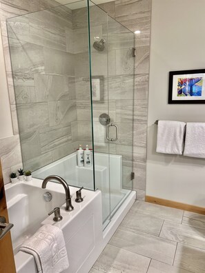 Bathtub, hair dryer, towels