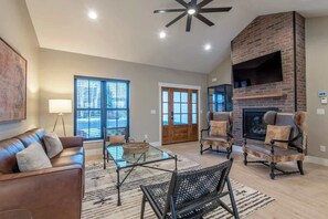 Smart-tv, pejs, bøger