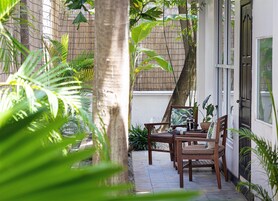 Standard Double Room | Minibar, in-room safe, individually decorated, desk