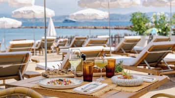 Privatstrand, Strandbar
