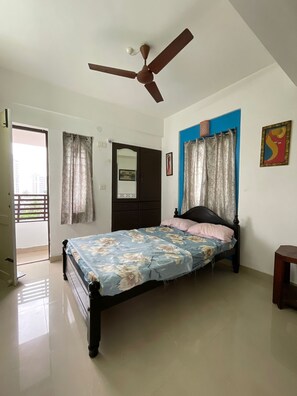 1 bedroom, iron/ironing board