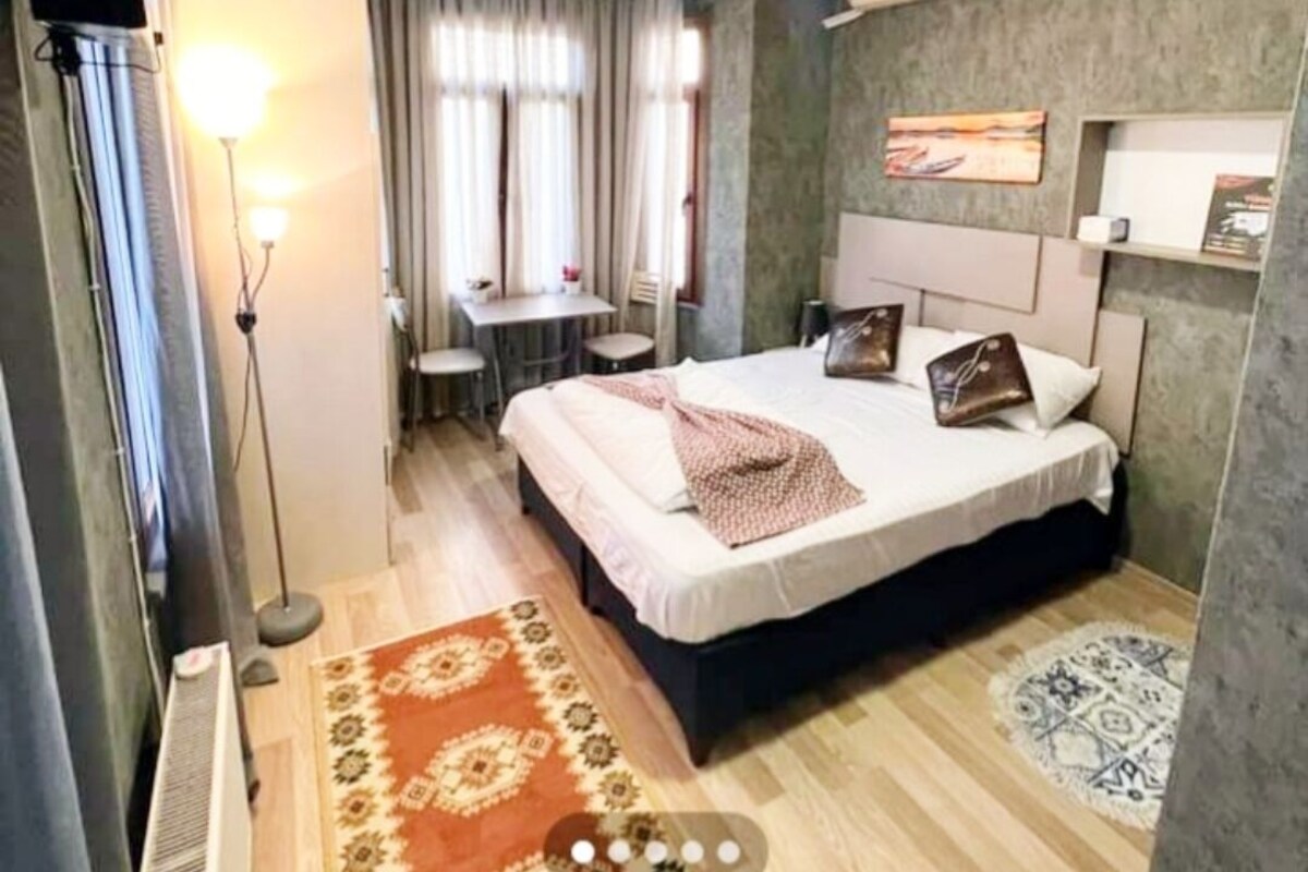 Classic Apartment