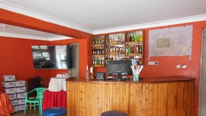 Bar (en el alojamiento)