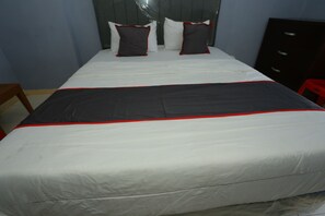 Desk, free WiFi, bed sheets