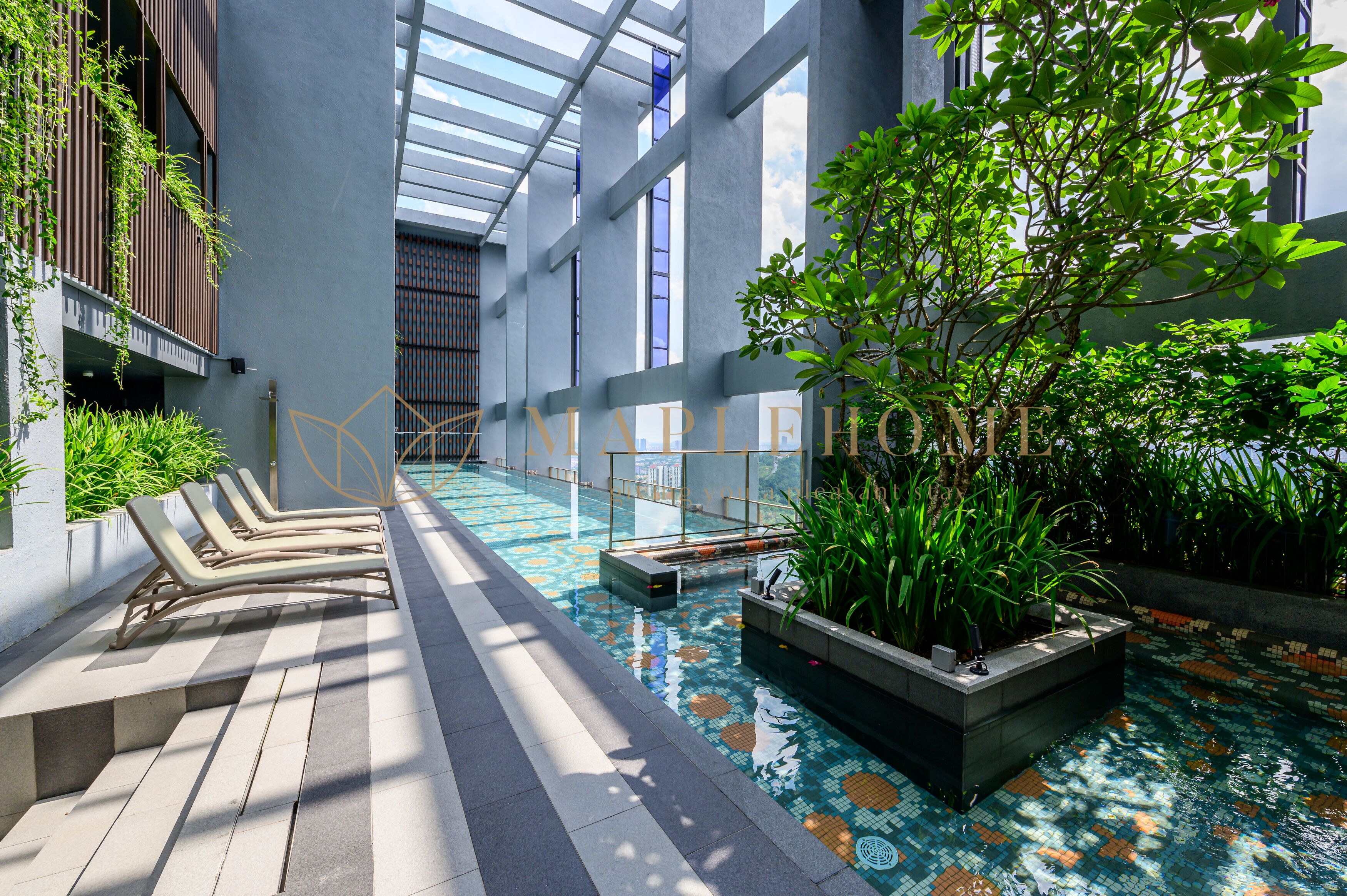 Infinity pool