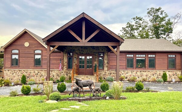 The Dogwood Inn - Blue Ridge, GA
