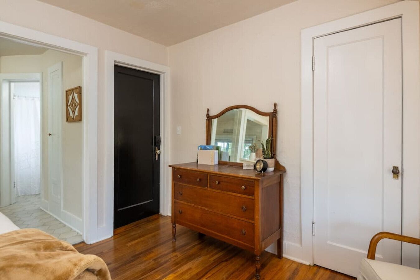 1 bedroom, desk, iron/ironing board, travel crib