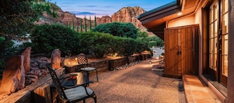 Guest Suite With Up Close Chapel & Red Rock Views