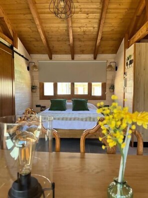 1 Schlafzimmer, Bügeleisen/Bügelbrett, Reisekinderbett, kostenloses WLAN