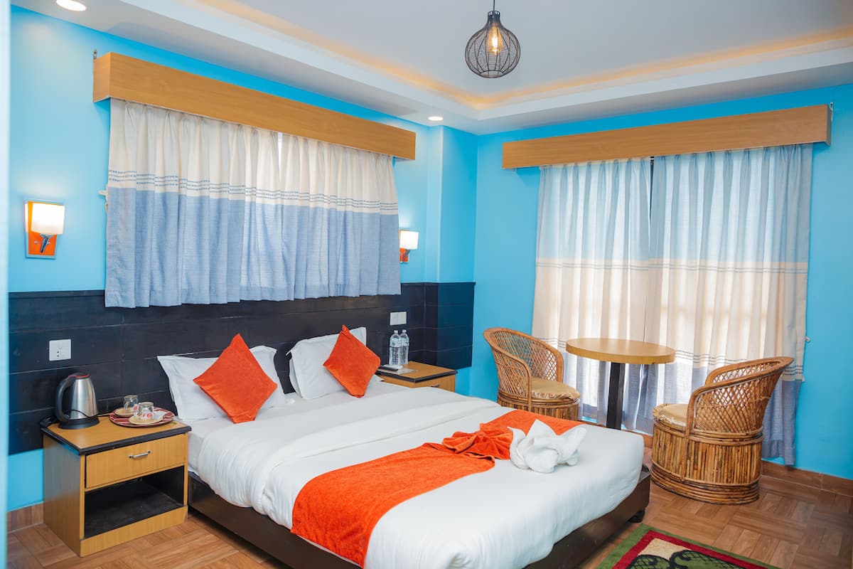 Deluxe Double Room | Soundproofing, free WiFi, bed sheets