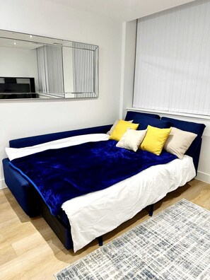 Luxe appartement, 1 kingsize bed met slaapbank, niet-roken, kitchenette | Extra bedden