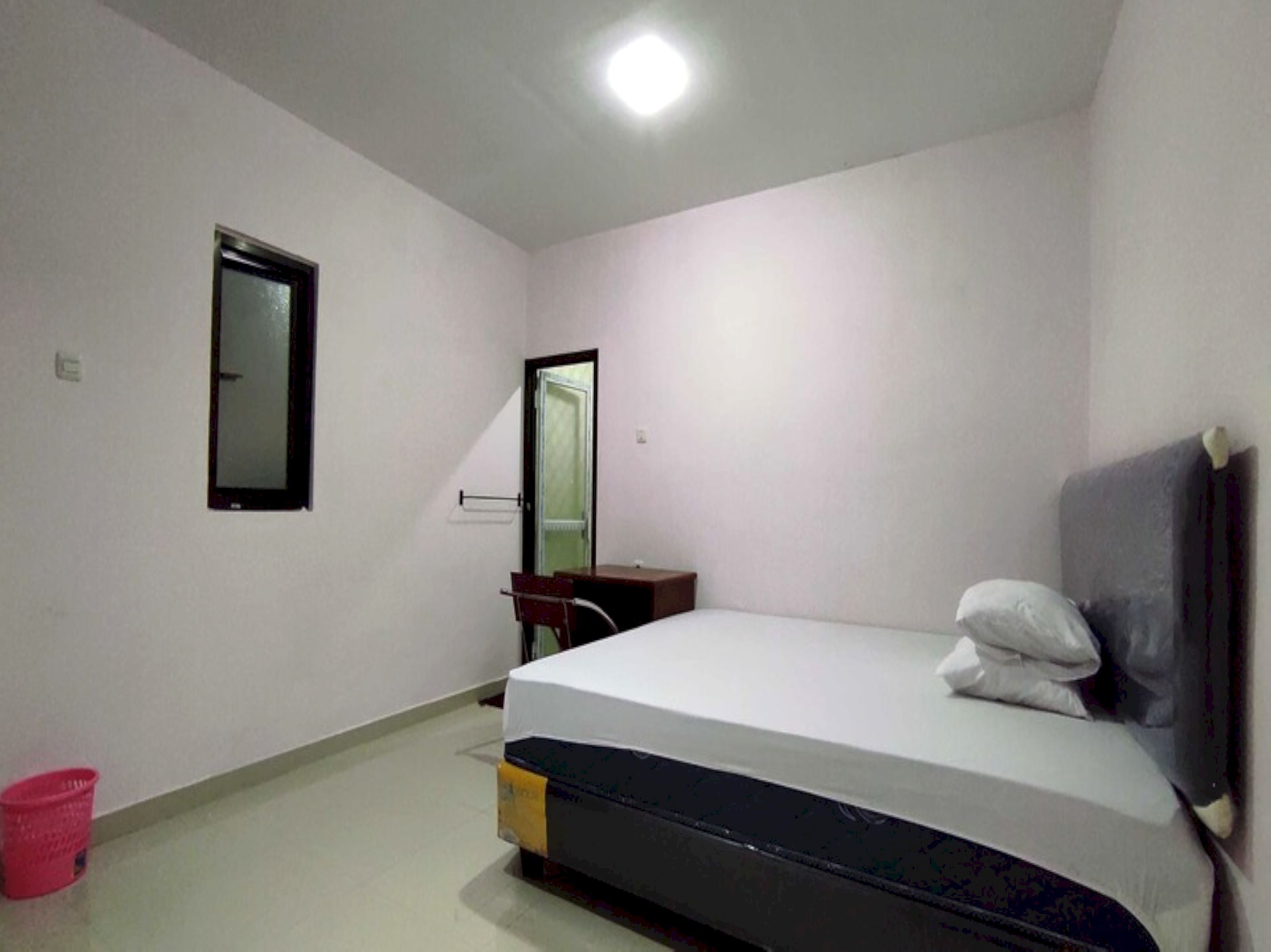 Deluxe Double Room | Free WiFi, bed sheets