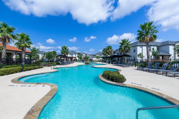 Outdoor pool - Century Stone Hill North (Pflugerville)