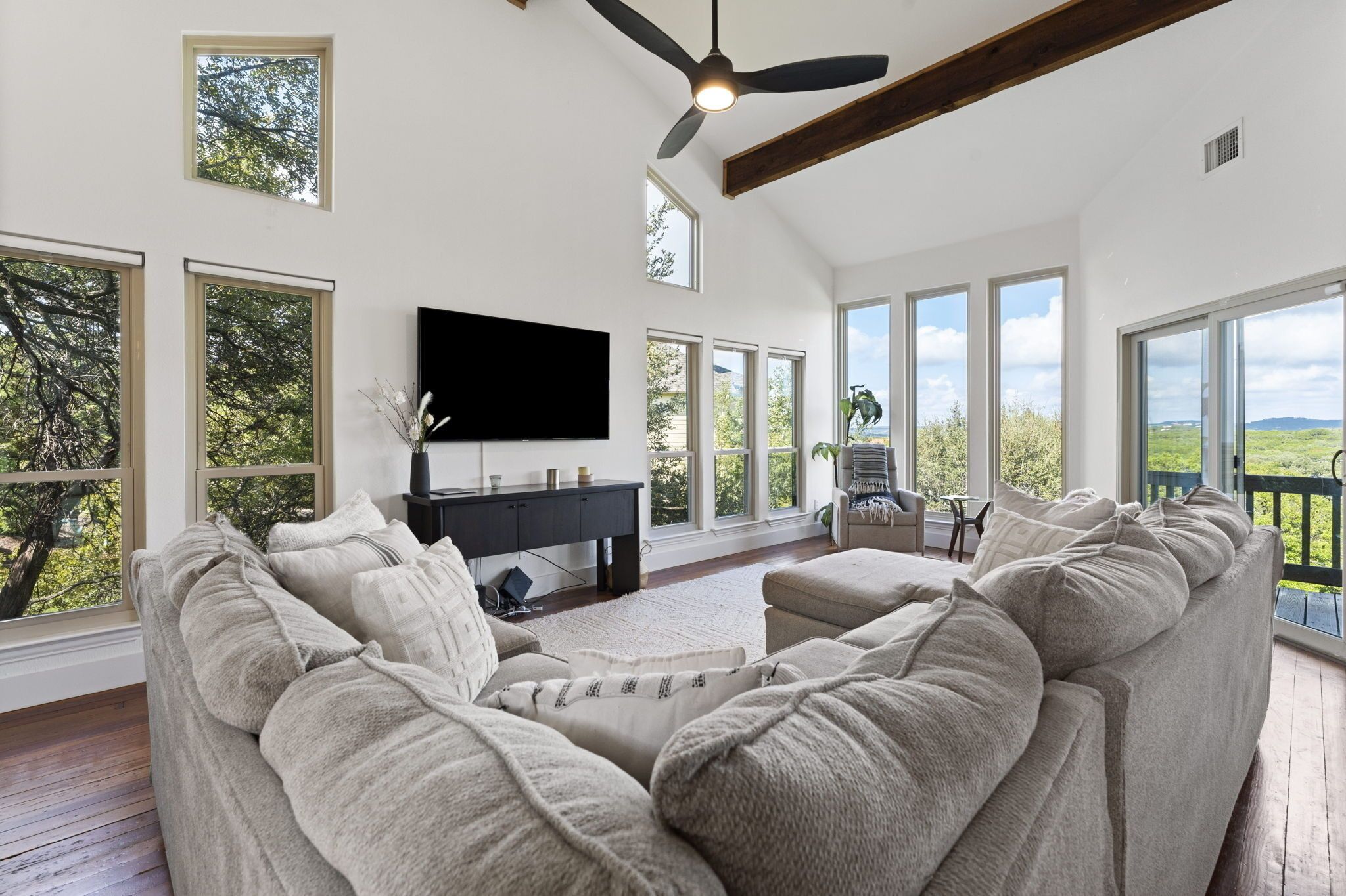 Älytelevisio, pöytätennispöytä