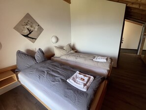 컴포트 더블룸 | 유아용 침대, 간이 침대, 무료 WiFi, 침대 시트