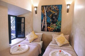 Standard Room | In-room safe, individually decorated, soundproofing, free WiFi - Riad Oasissime Marrakech (Marrakech)