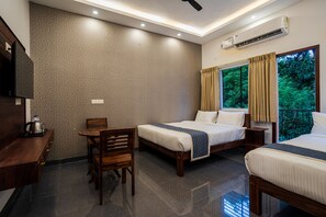 Villa de lujo | 5 dormitorios, escritorio, sistema de insonorización