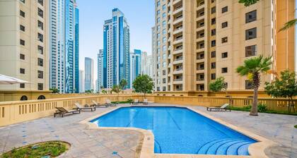 Stylish apartment on the beach near metro & Mall