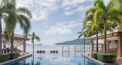 Olive 1 Bedroom Beachfront