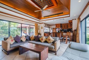 Smart TV, DVD player - Lotus Pool Villa Your Own Slice Of Island Paradise (Rawai)