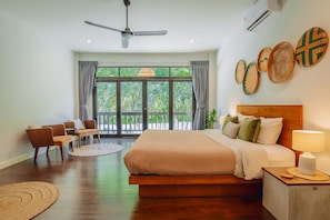5 bedrooms, iron/ironing board, WiFi, bed sheets