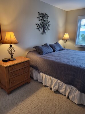 2 soverom, strykejern/-brett, wi-fi og sengetøy