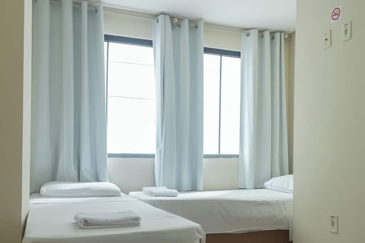 Quadruple Room | Minibar, free WiFi, bed sheets