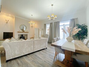 Ferienhaus, 2 Queen-Betten | Speisen