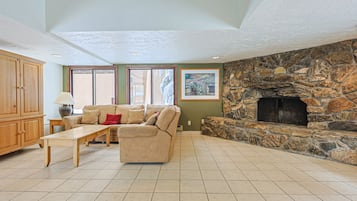 TV, fireplace, video games