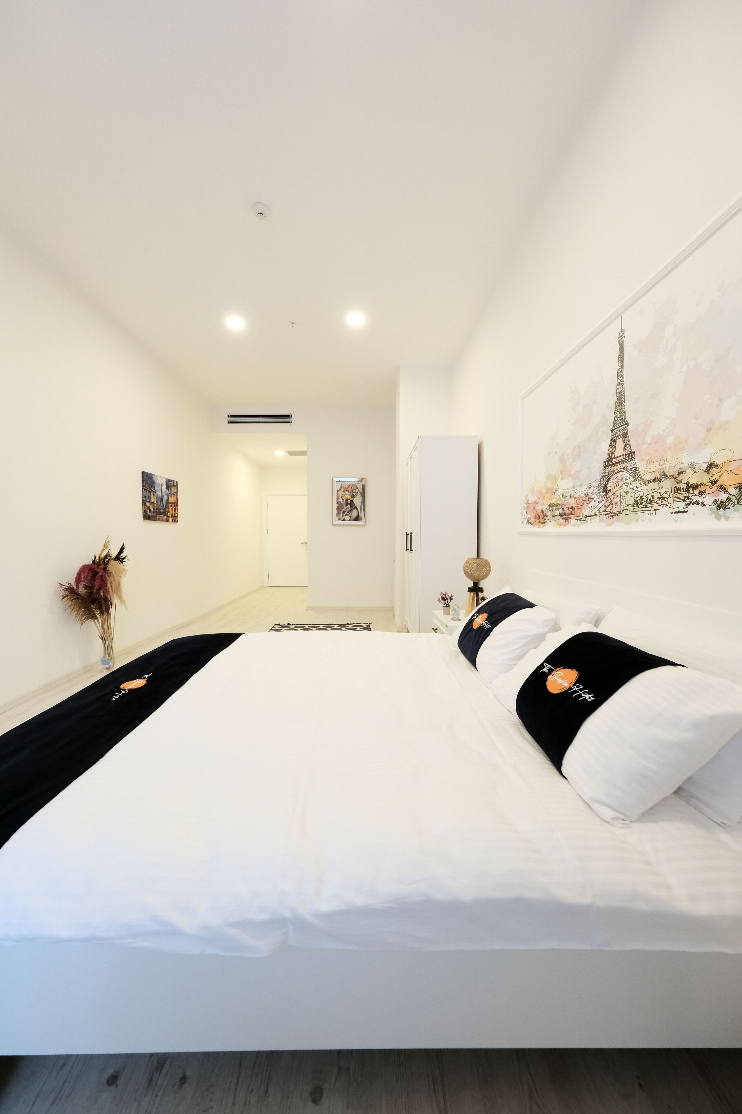 deluxe room | minibar, soundproofing, free wifi, bed sheets