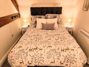 Comfort Apartment | 2 bedrooms, iron/ironing board, free WiFi - Cosy 2 Bedroom Apartment  (Nantwich)