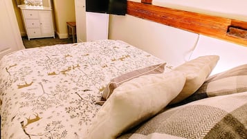 Apartemen Comfort | 2 kamar tidur, setrika/meja setrika, dan Wi-Fi gratis