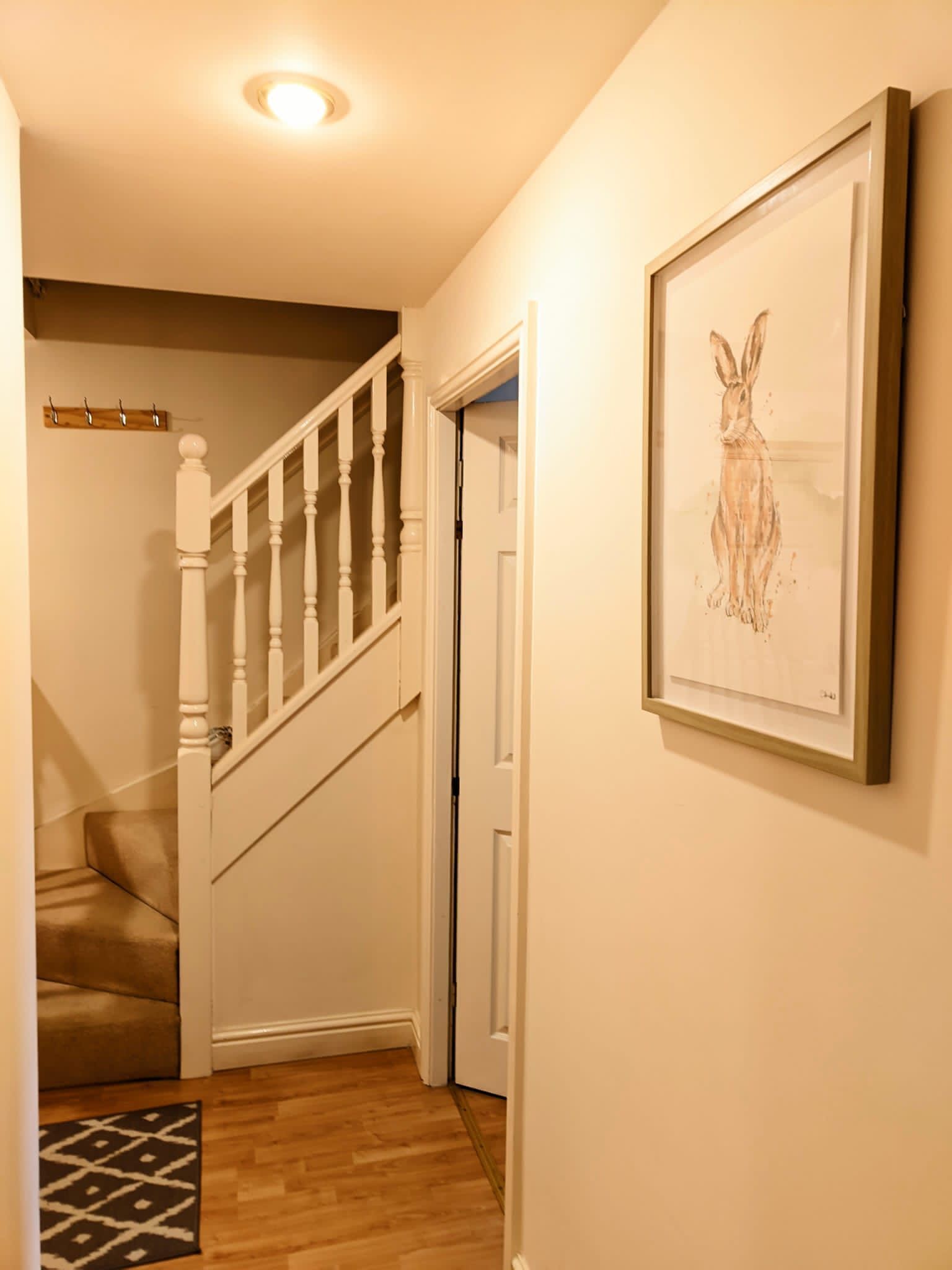 Apartemen Comfort | 2 kamar tidur, setrika/meja setrika, dan Wi-Fi gratis