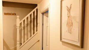 Unclassified image, 4 of 19, button - Cosy 2 Bedroom Apartment  (Nantwich)